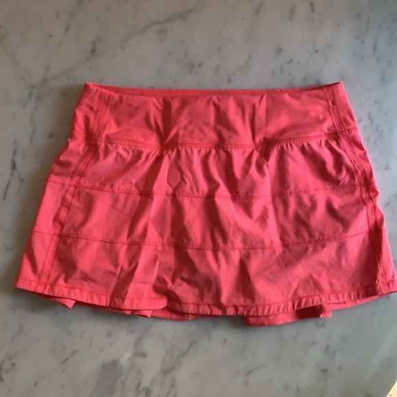 Lululemon GLOSSY Pace Rival Skirt - Picture 2 of 15